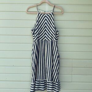Gilli Chevron Ruffle Dress